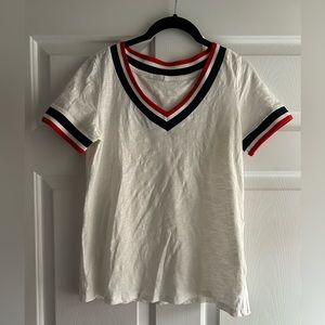 White embellished v-neck short sleeve t-shirt